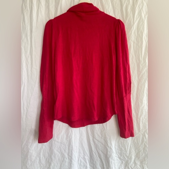 Anthropologie Puff Sleeved Cozy Turtleneck Top in Hot Pink
Size Small - Picture 13 of 13